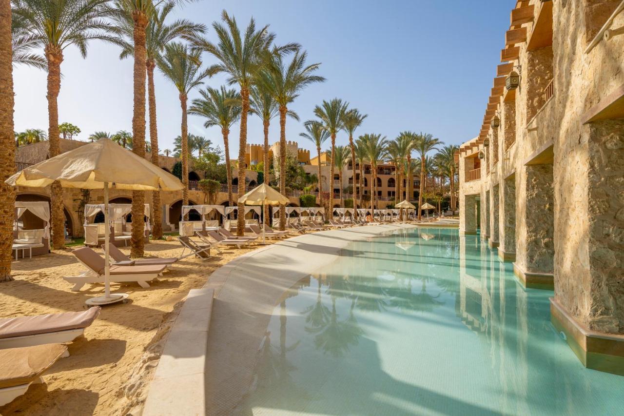 The Makadi Spa Hotel - Couples Only 18 Years Plus Hurgada Dış mekan fotoğraf The pool at the Hilton Luxor
