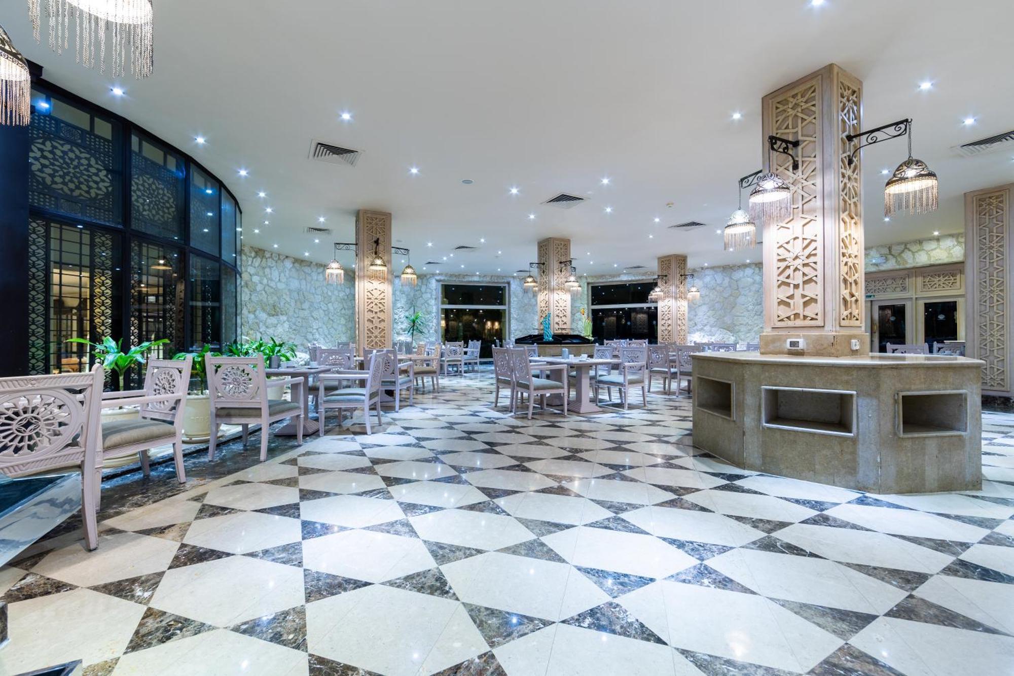 The Makadi Spa Hotel - Couples Only 18 Years Plus Hurgada Dış mekan fotoğraf The interior of the hotel