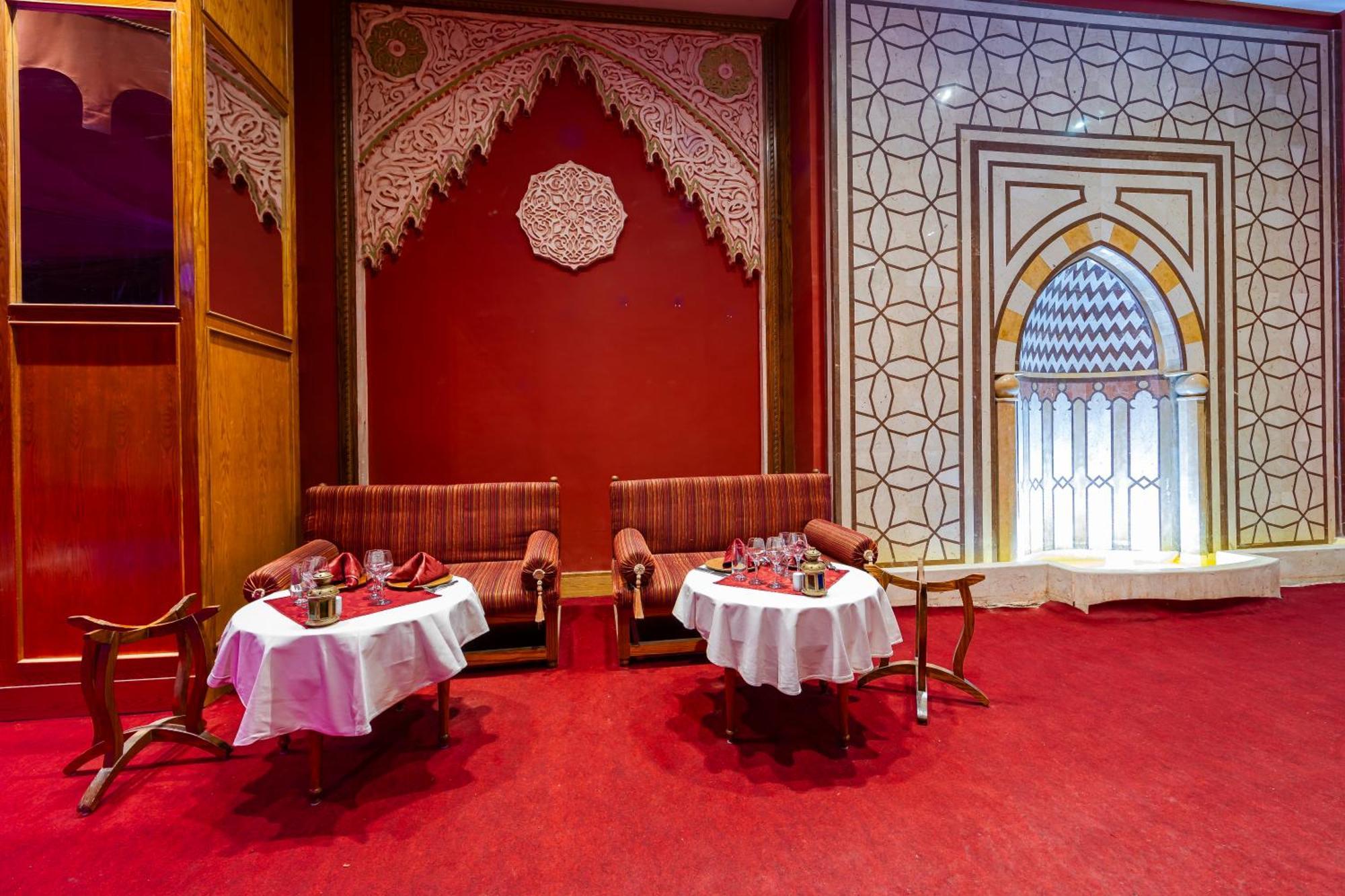 The Makadi Spa Hotel - Couples Only 18 Years Plus Hurgada Dış mekan fotoğraf The interior of the restaurant